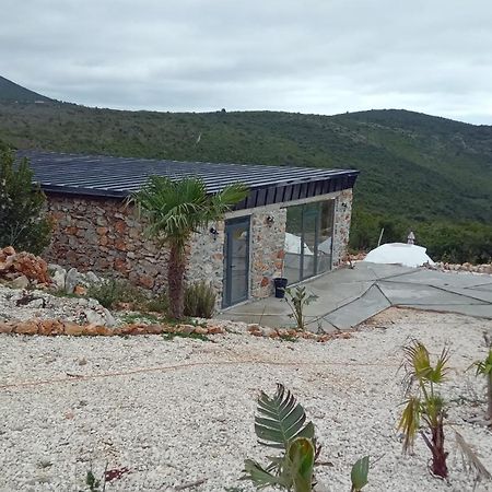 Вілла Glamping Peninsula Lustica Rose Тиват Екстер'єр фото