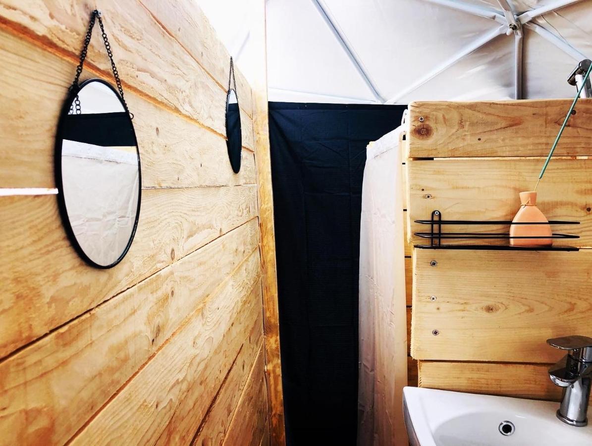 Вілла Glamping Peninsula Lustica Rose Тиват Екстер'єр фото