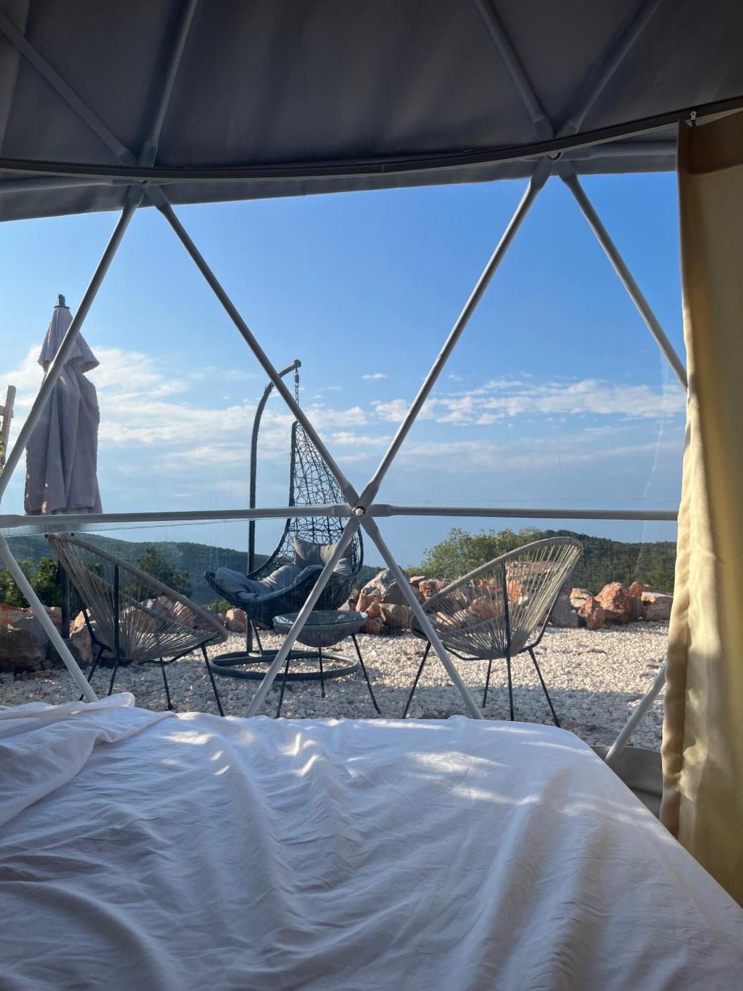 Вілла Glamping Peninsula Lustica Rose Тиват Екстер'єр фото