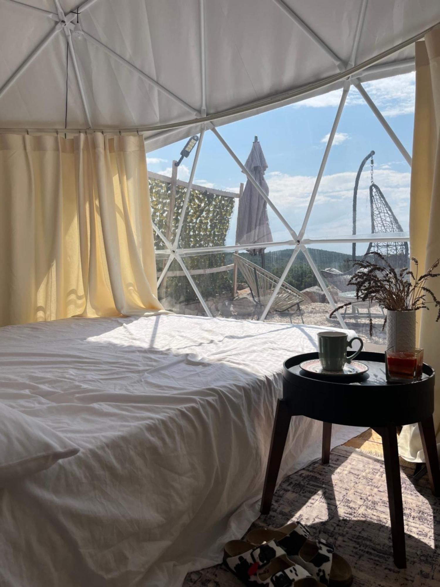 Вілла Glamping Peninsula Lustica Rose Тиват Екстер'єр фото